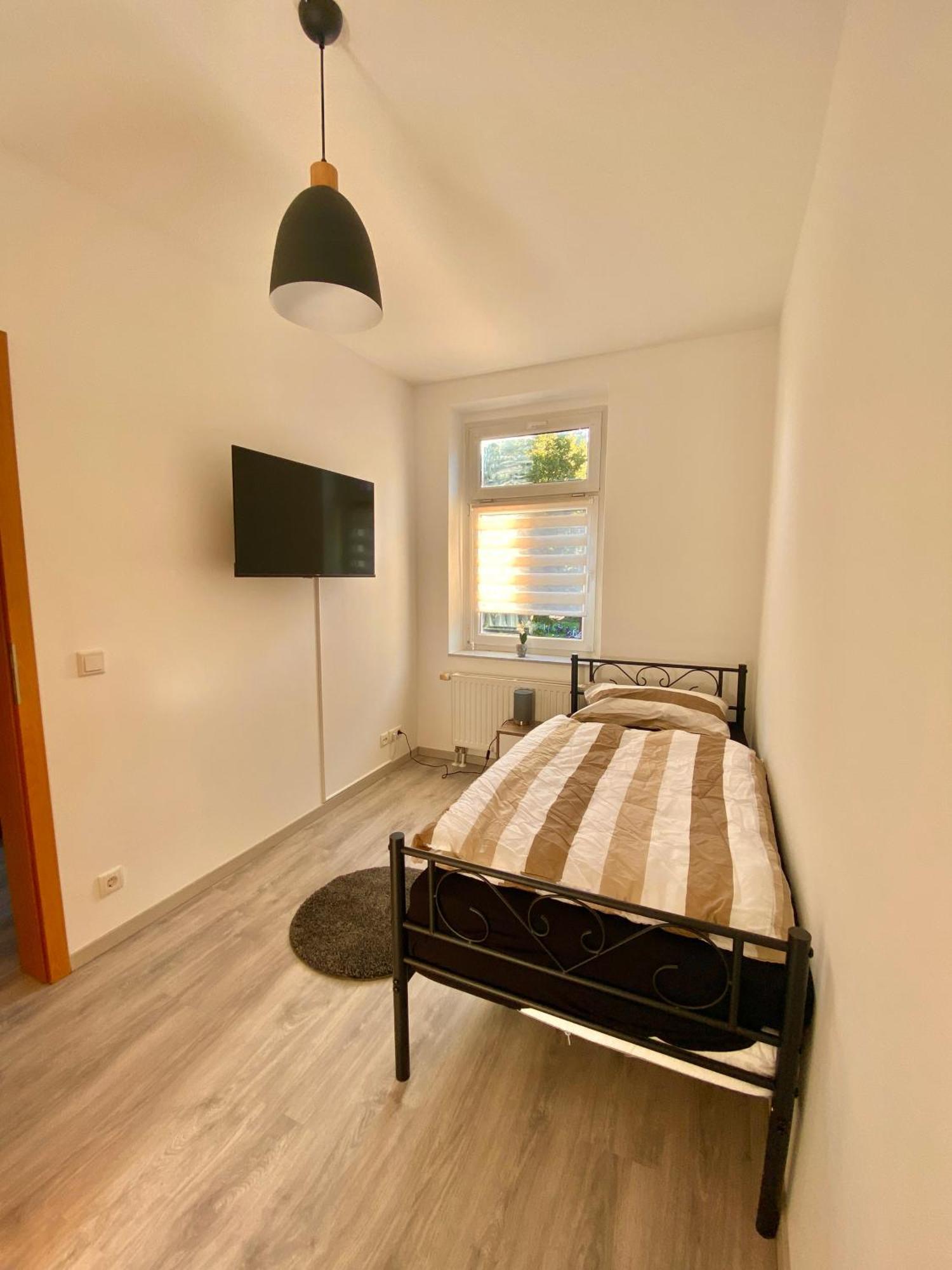 Schoene 3-Zimmer Monteurswohnung Im Sueden Von Leipzig Eg Exteriör bild